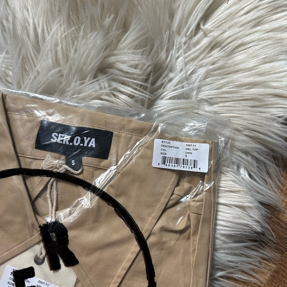 SER.O.YA Mel Top In Croissant - Picture 5 of 5